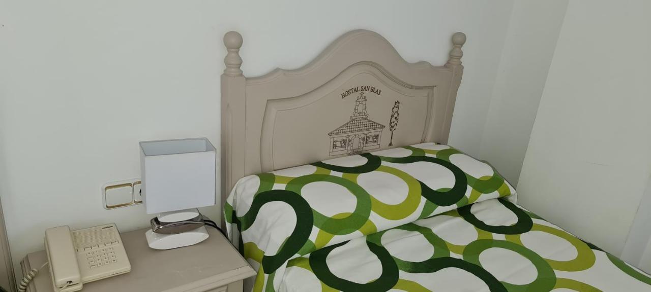 Hostal San Blas ลาอัลแบร์กา ภายนอก รูปภาพ