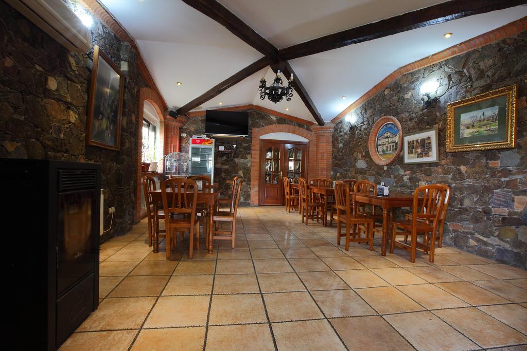 Hostal San Blas ลาอัลแบร์กา ภายนอก รูปภาพ